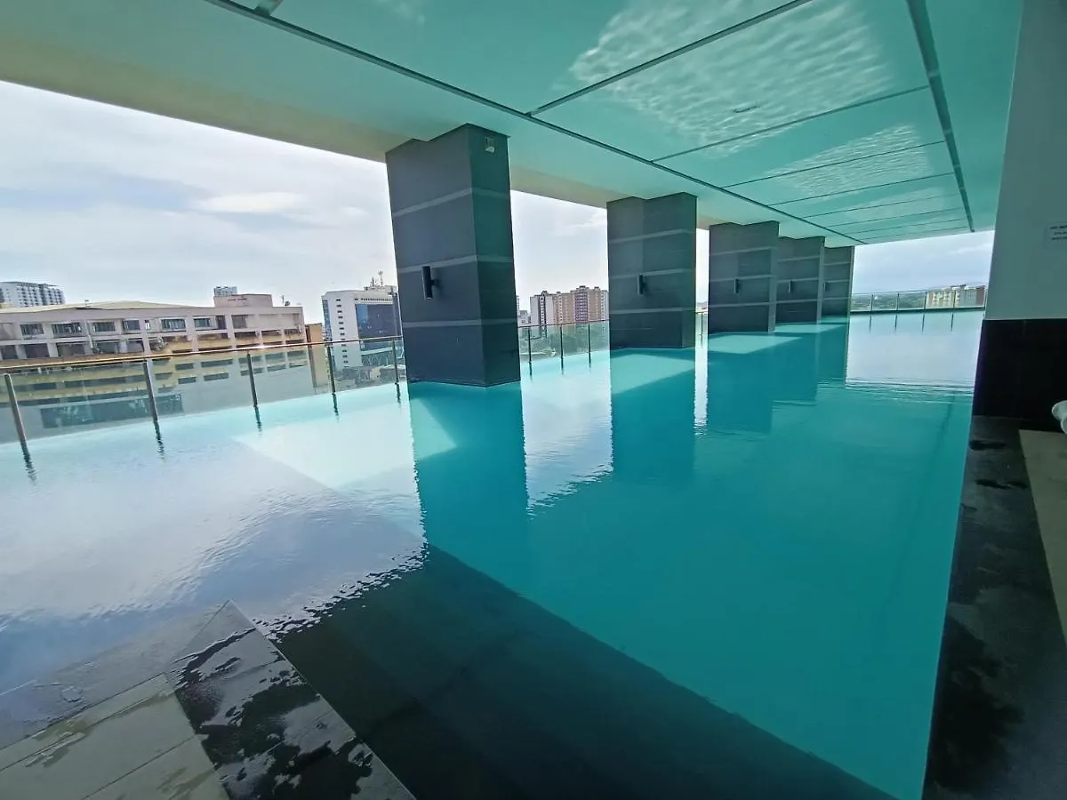 Pax 6+3 Grand Lux Melaka Homestay Malaysia