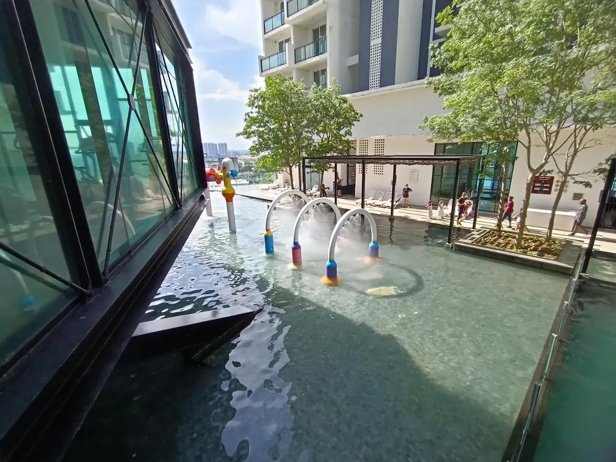 Apartment Pax 6+3 Grand Lux Melaka Homestay Malaysia